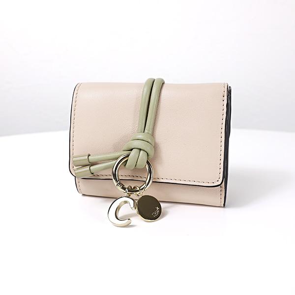 Chloe（クロエ） 三つ折り財布 Alphabet Tri-Fold Wallet