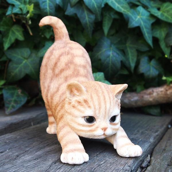 猫の置物 伸び猫 茶トラ N15309 キャット ガーデンオブジェ 動物