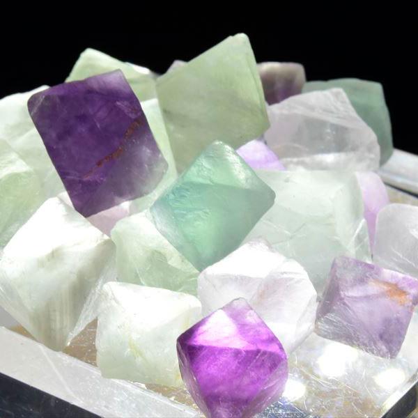 八面体 フローライト T2 鉱物 標本 原石