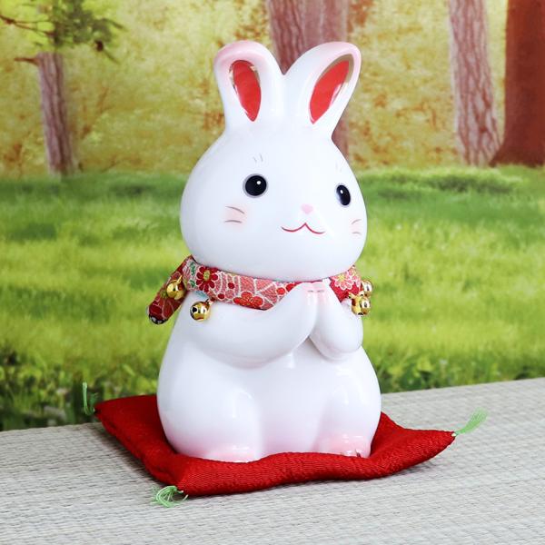 木製跳ねるウサギの彫刻 艶のある美しいうさぎ 躍動感 縁起物 干支 波