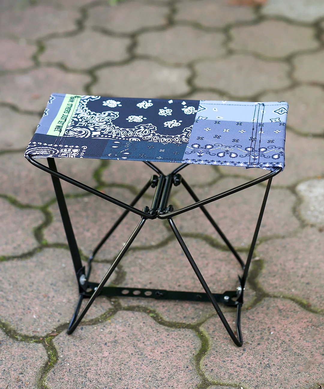 KiU 600D フォールディングスツール【WEB限定】 / その他レジャー