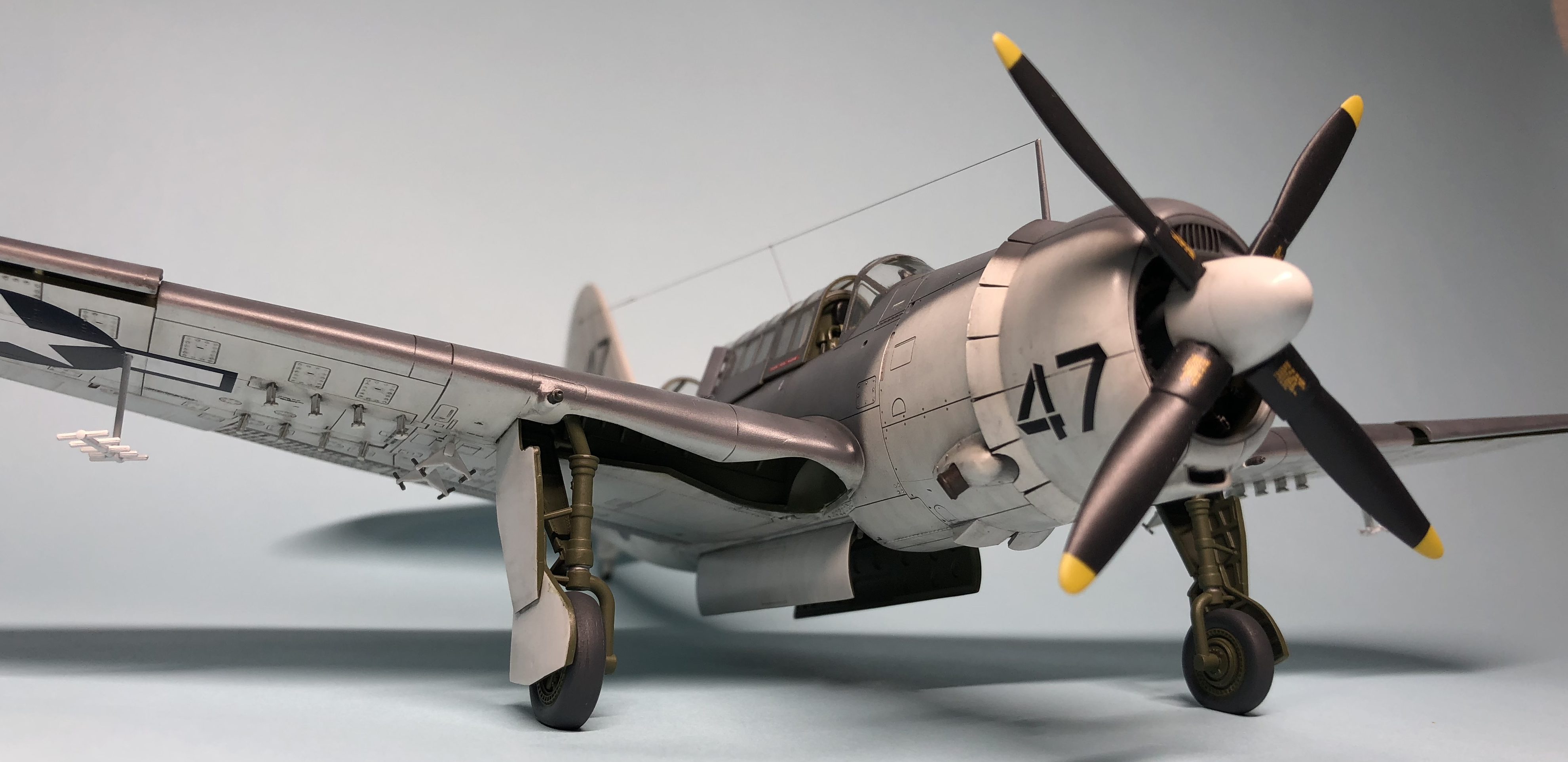 プロモデラー 1/48 SB2C-4 Helldiver | JUNSANのミニチュア航空博物館
