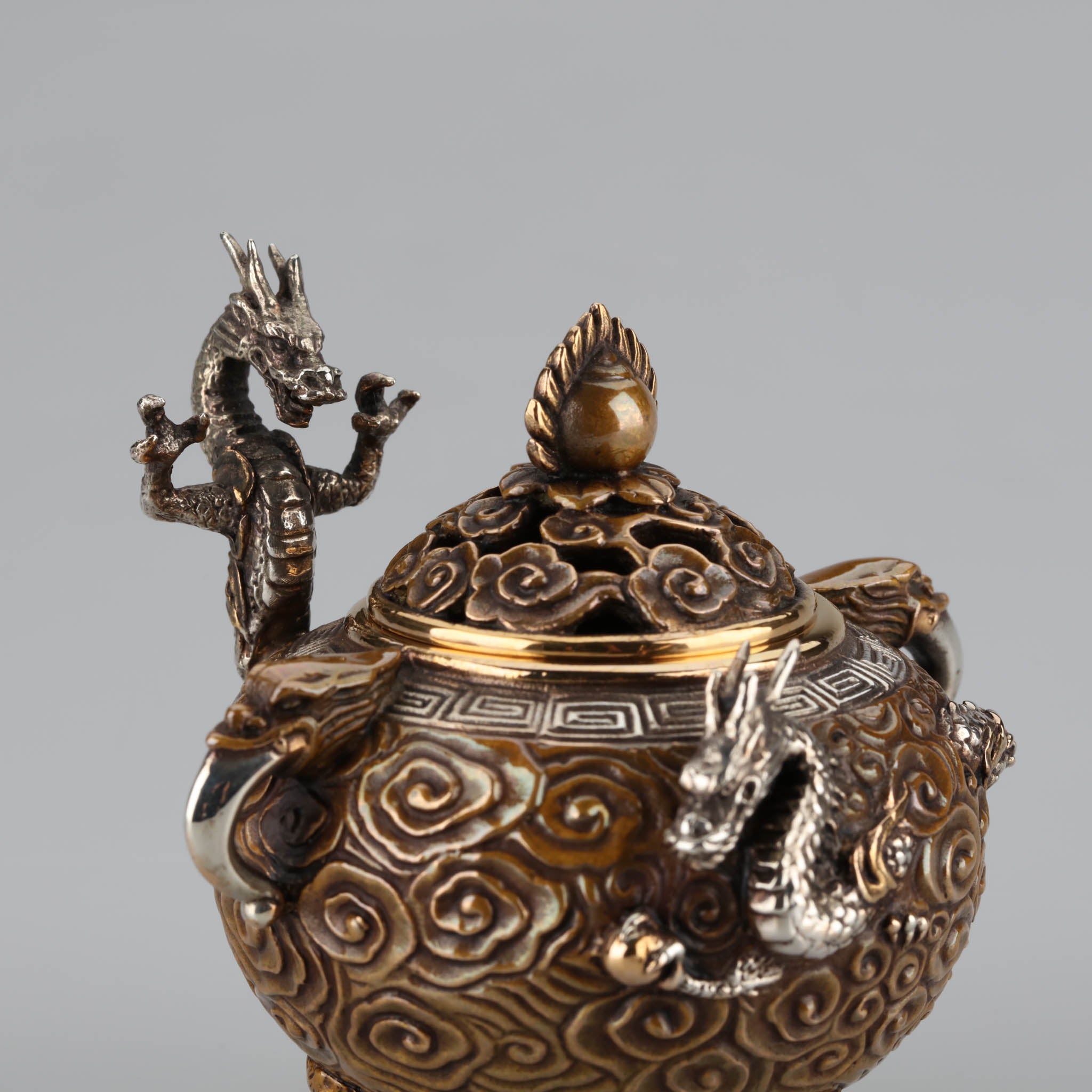 九つの龍の香炉 骨董品 九つの龍の香炉 骨董品 九つの龍の香炉 骨董品