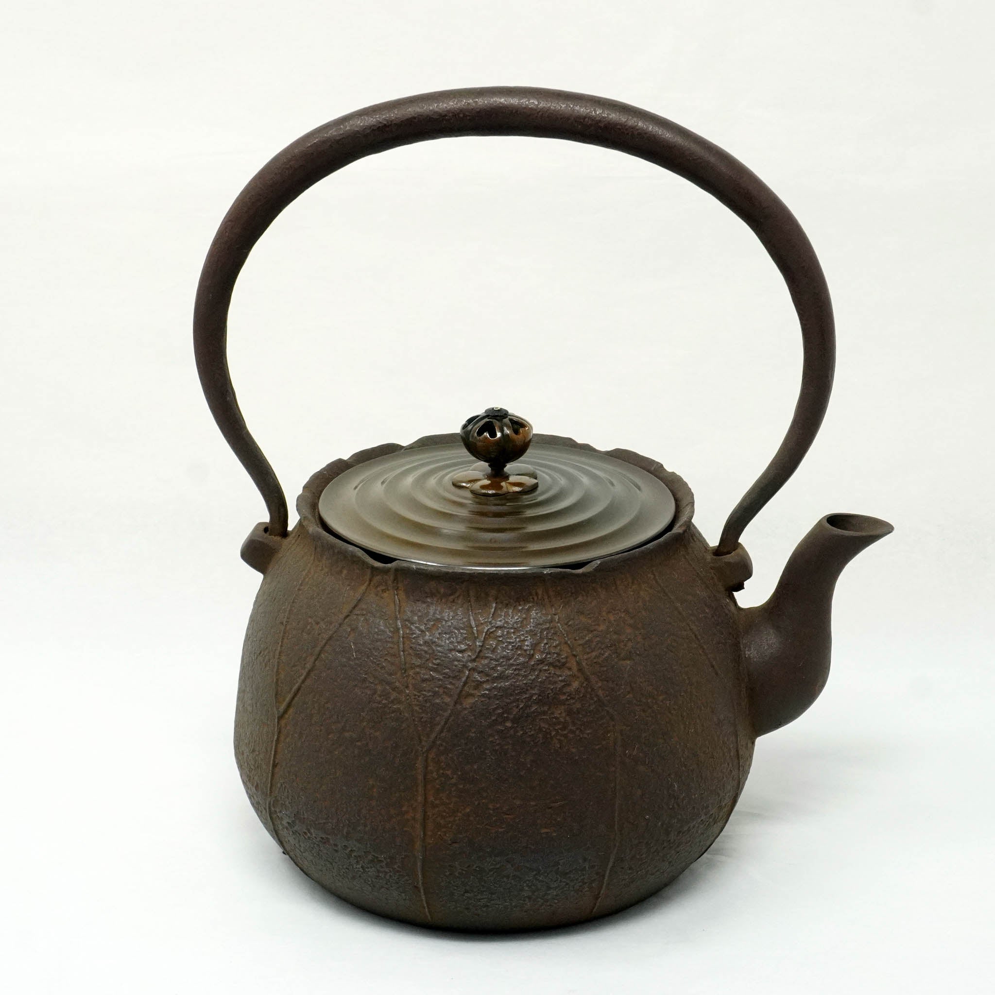 般若鋳造所（高岡銅器）｜茶釜・風炉・鉄瓶の伝統鋳造工房｜日本工芸堂