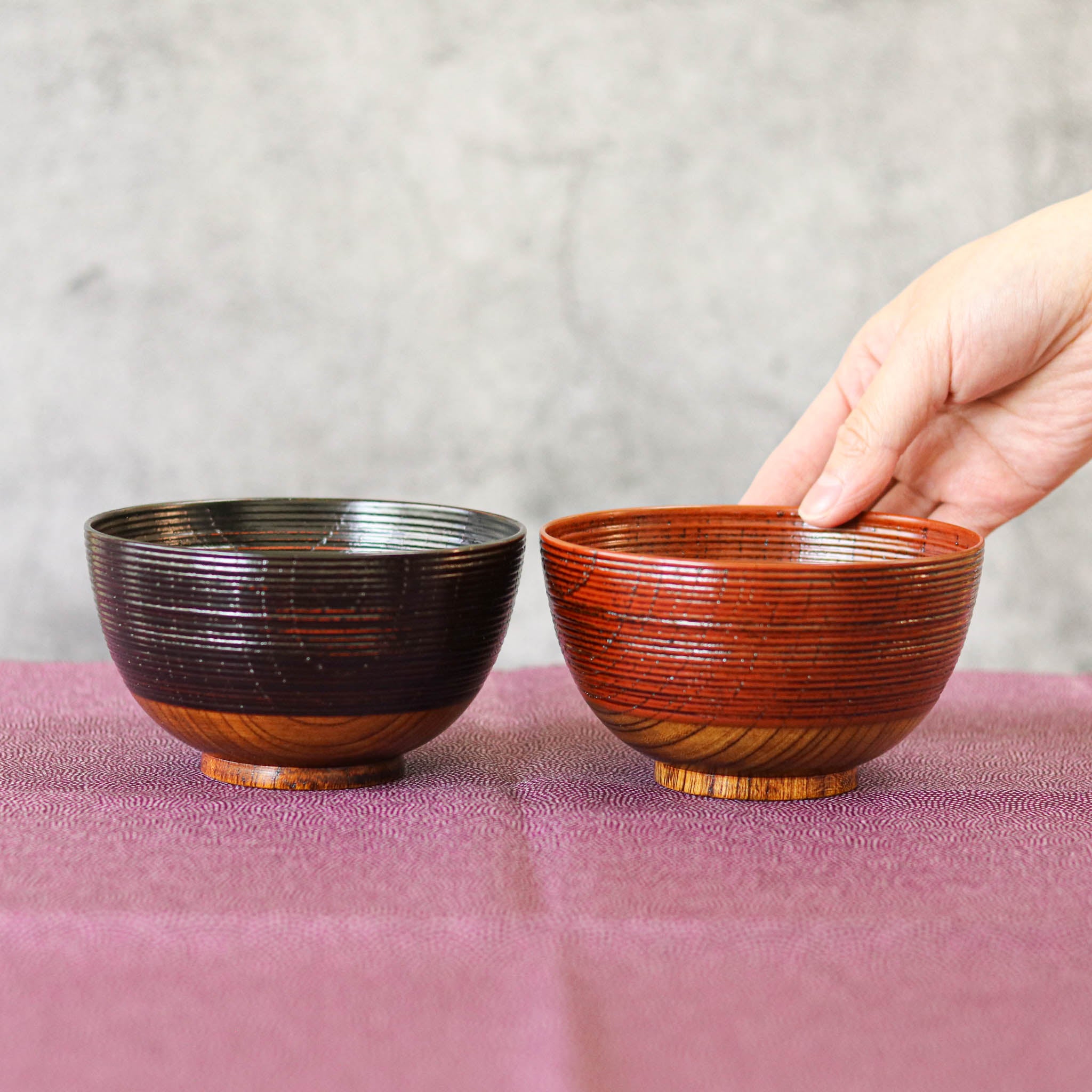 象彦 根来塗 お盆 象彦の丸盆 (根来塗 漆器 ロクロ目 朱 新品 象彦