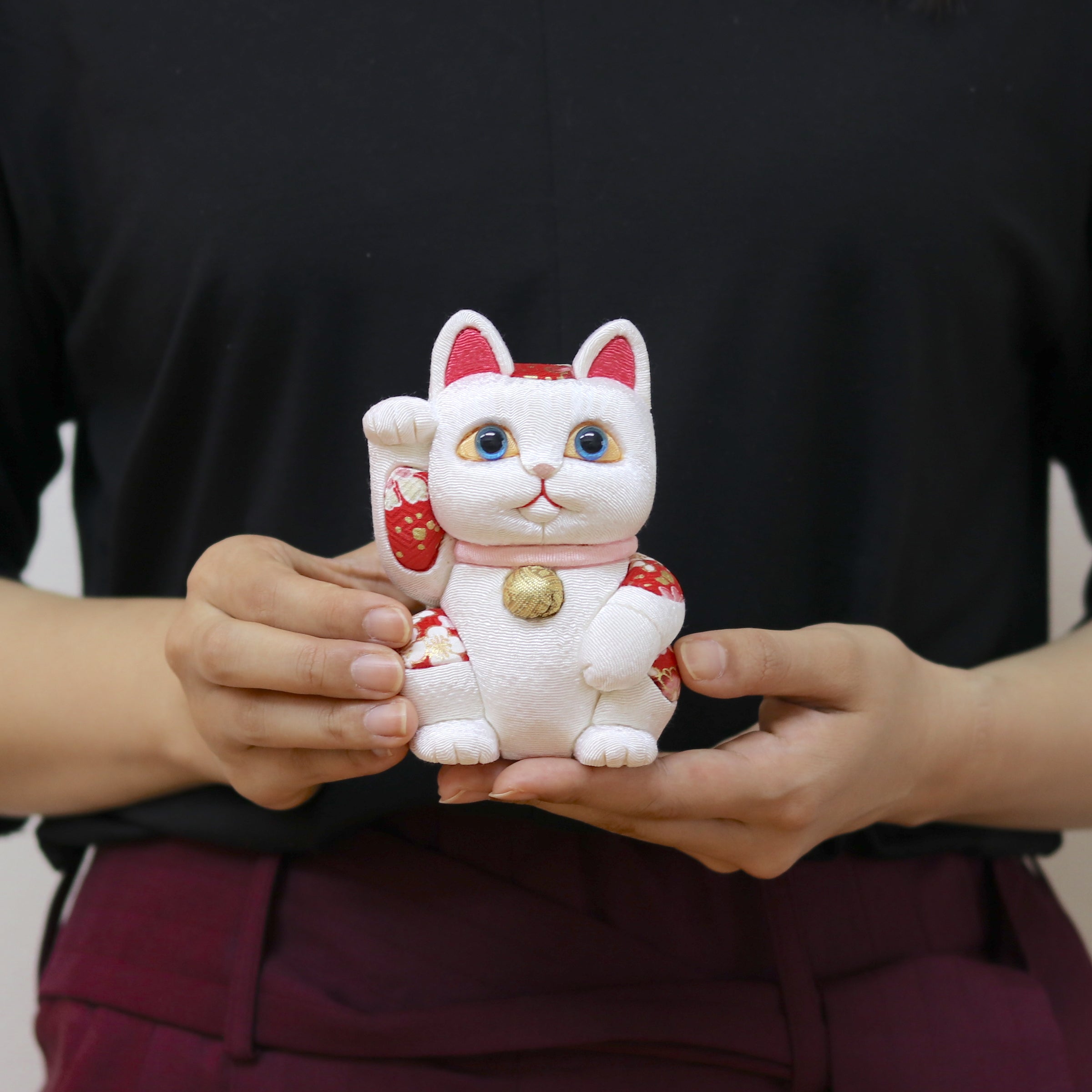 駿河山正作 小さな招き猫 駿河山正作 小さな招き猫 - メルカリ