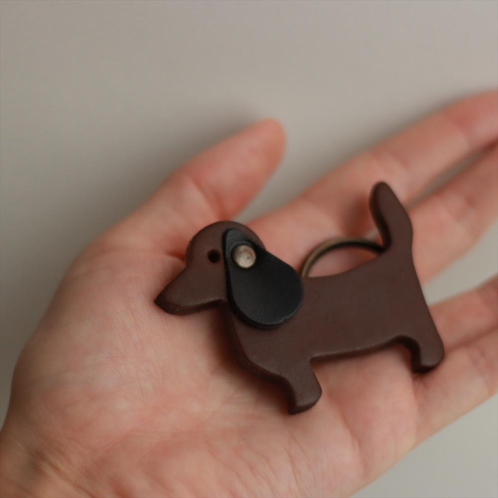 動物モチーフの革キーホルダー【犬・ネコ・鳥・ハリネズミの4種】ac-32