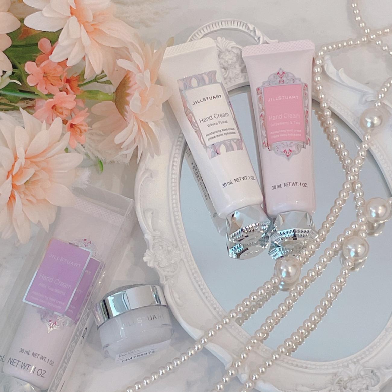 ジルスチュアート／ハンドクリーム／リップ／リップバーム／ジル／香り