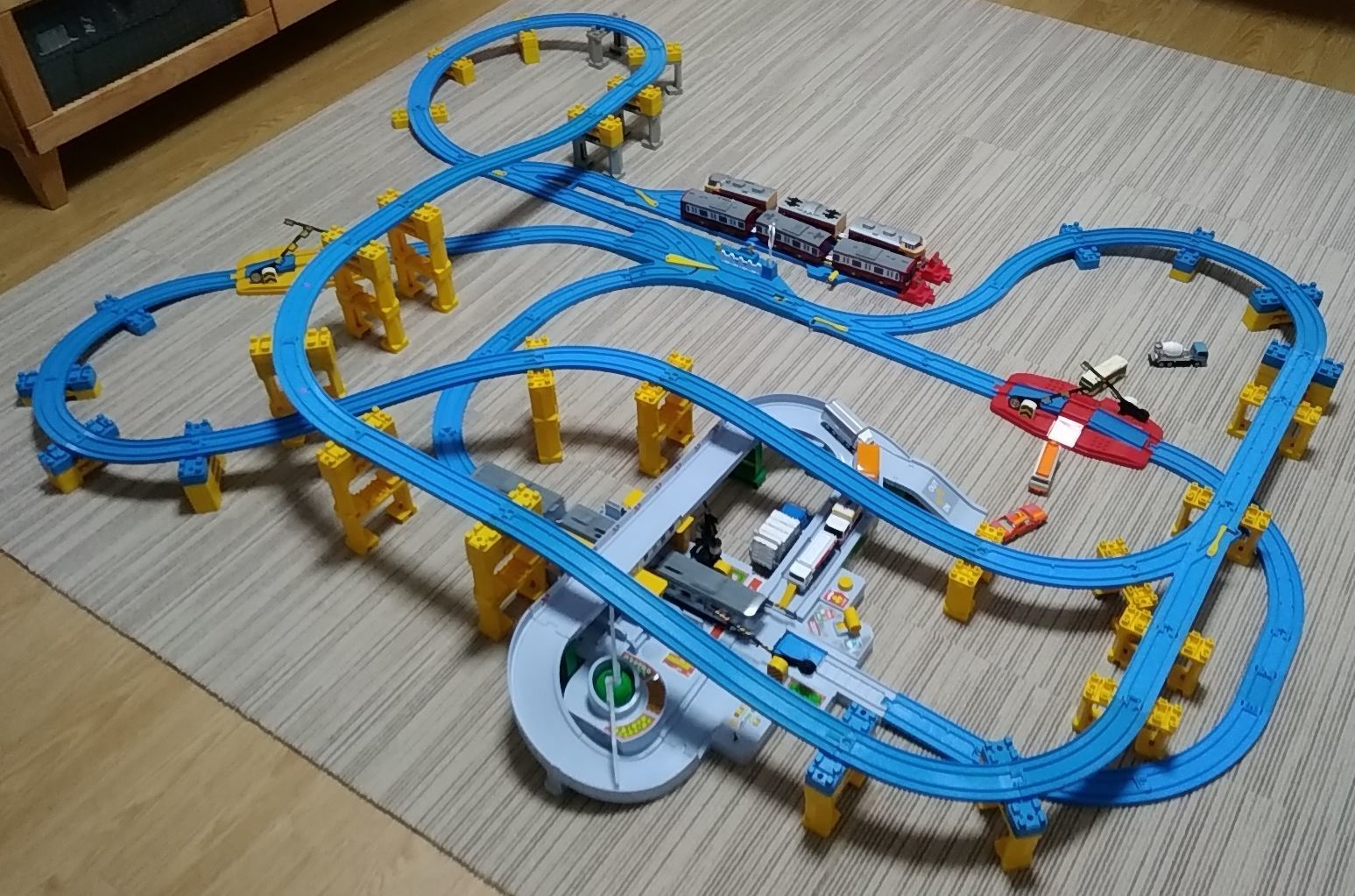 プラレール線路 立体タワーレイアウト 【公式通販】