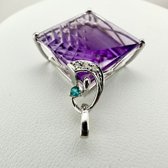 ムンシュタイナー 16.43ctアメシスト K18WG ペンダントネックレス