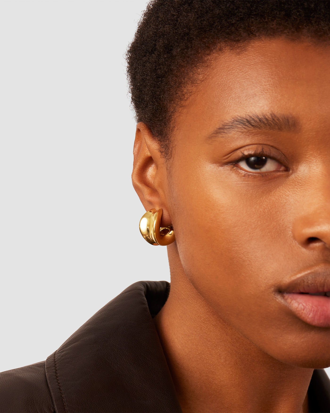 Chunky Doune Hoops Gold | Unique Hoop Earrings | JENNY BIRD