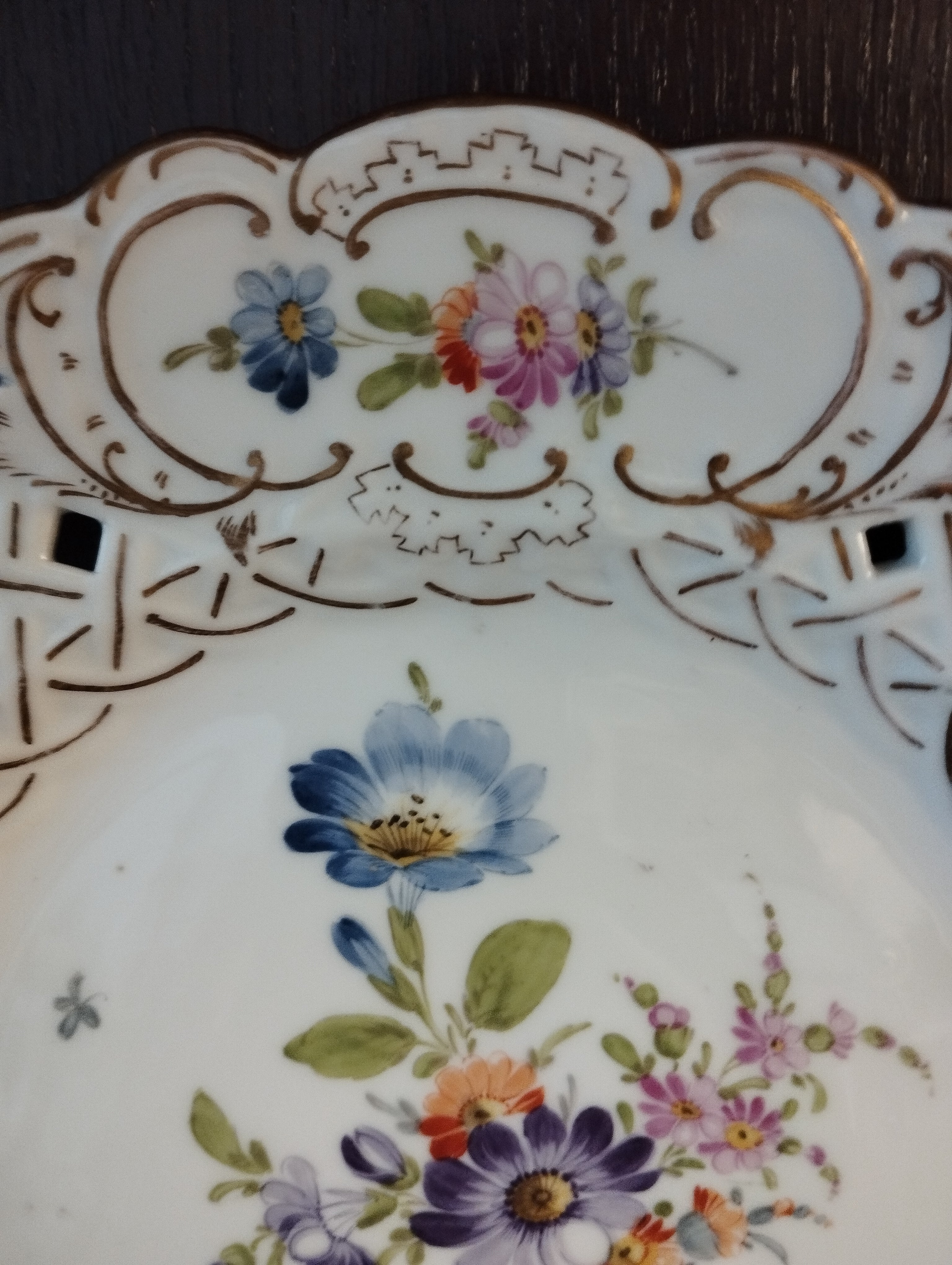 Meissen マイセン 透かし皿 Meissen マイセン 透かし金彩 フラワー