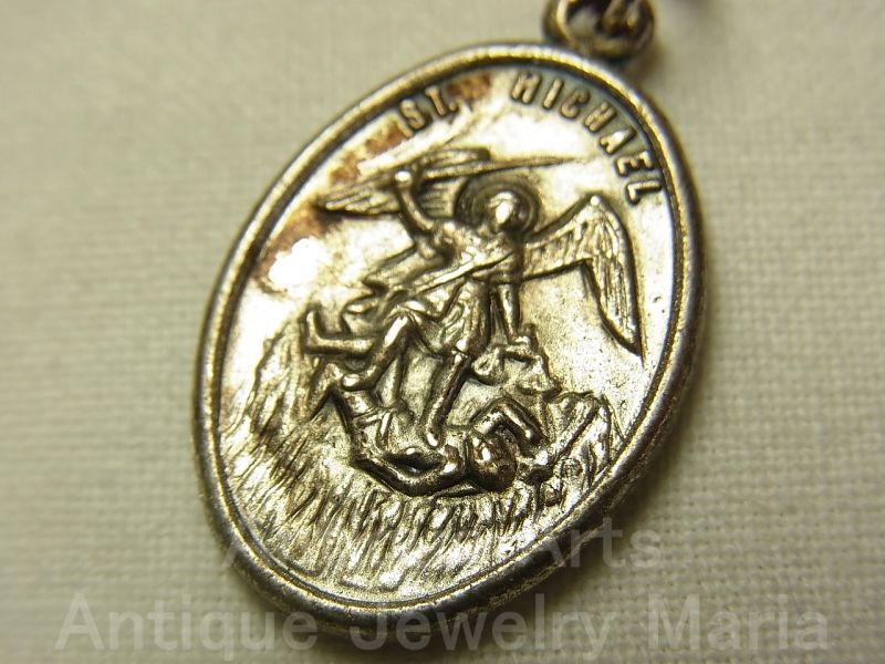 イタリア ヴィンテージ 大天使ミカエル 悪魔祓い / 守護天使 メダイ 17