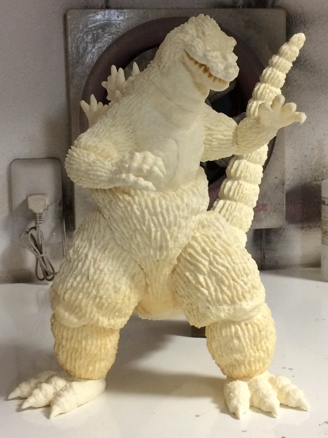 キンゴジNATO基地を襲う キンゴジ、NATO基地襲撃 : ゴジラだらけ