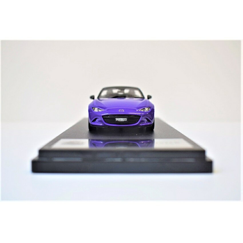 サンフレッチェ広島 30周年記念1/43スケールマツダロードスターND