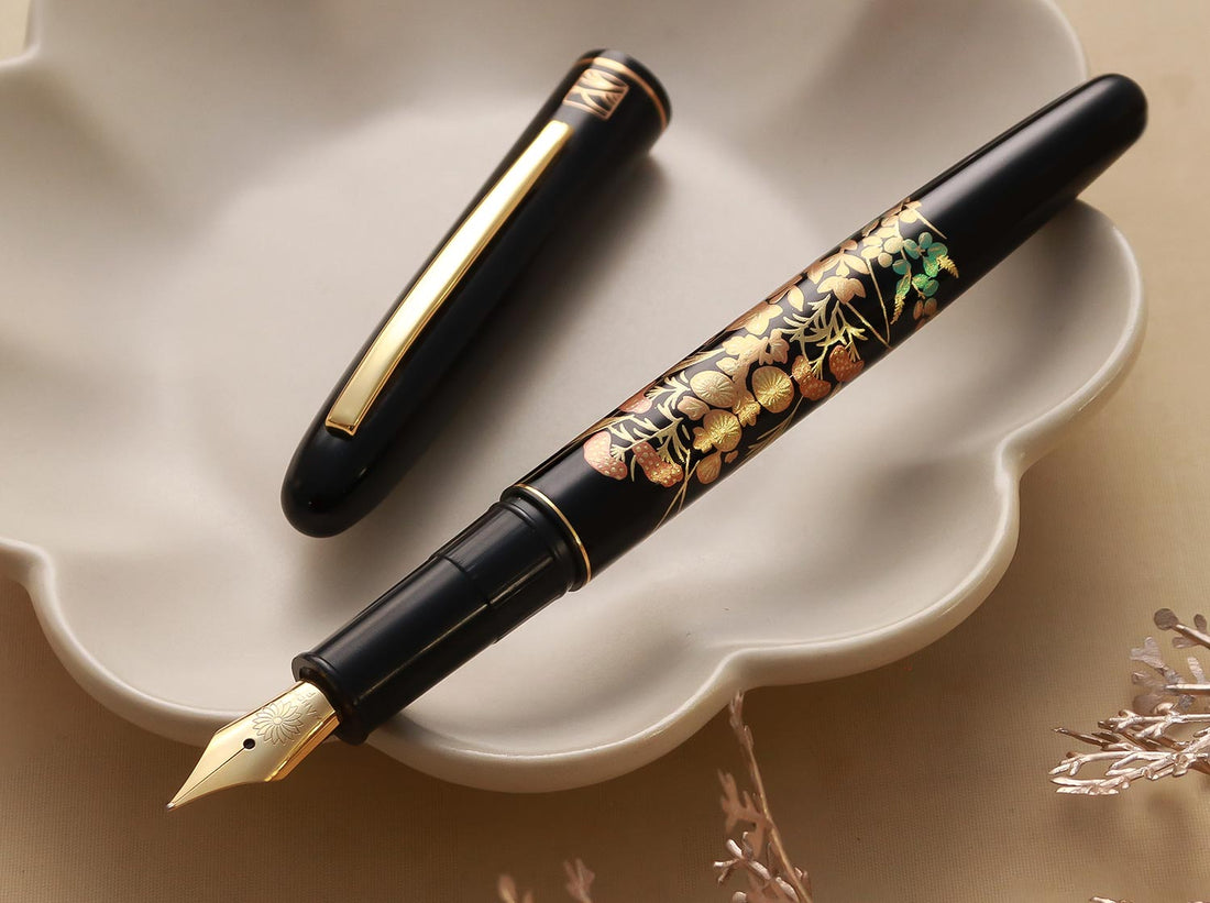 呉竹近代蒔絵万年筆 - 秋息吹 Fountain Pen | ワンチャーペン Wancher