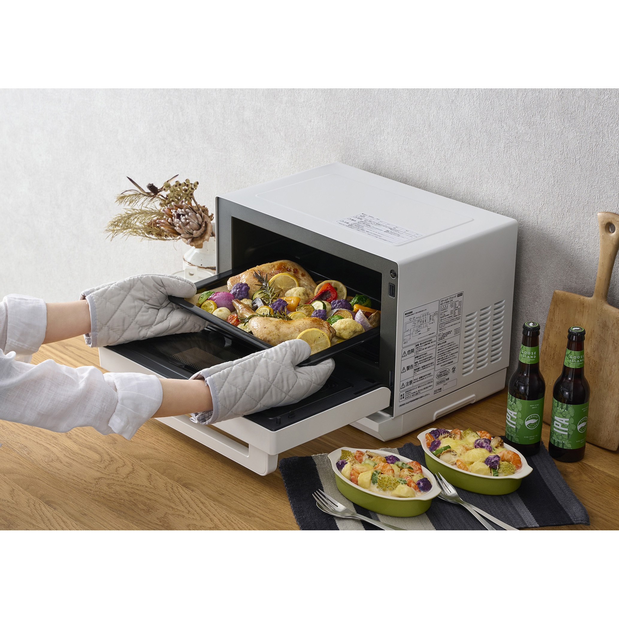 アイリス オーブンレンジ MO-F1808-CW 2022年製 MO-F1808-B スチーム