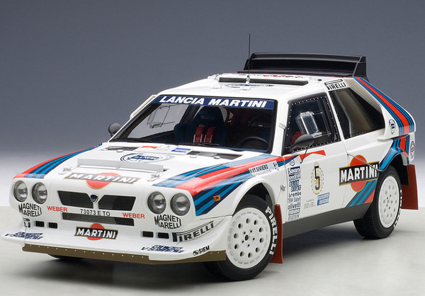 Lancia Delta S4 Martini - ダイキャストモデル - AutoArt 88621