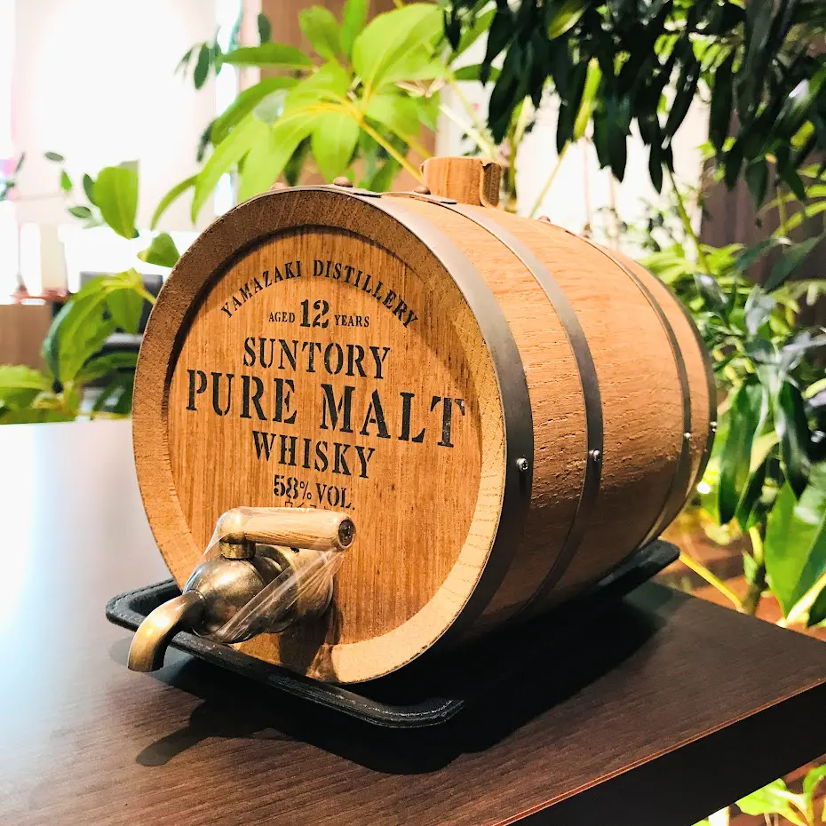 金・ダイヤの買取ならまねきや