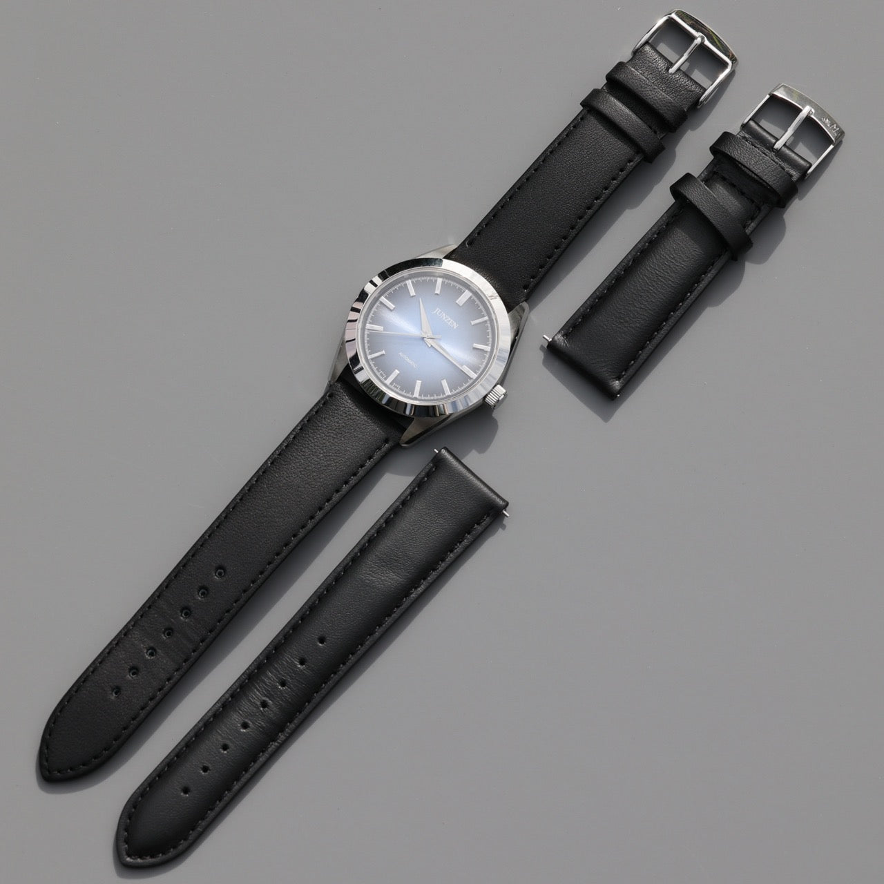 レア！】musk 腕時計型置き時計 大きい腕時計 動作確認済み アラーム