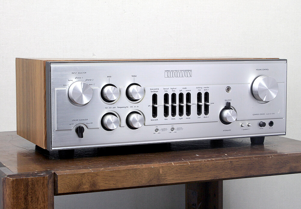 LUXMAN ラックスマン C-1010 コントロールアンプ - 中古オーディオの