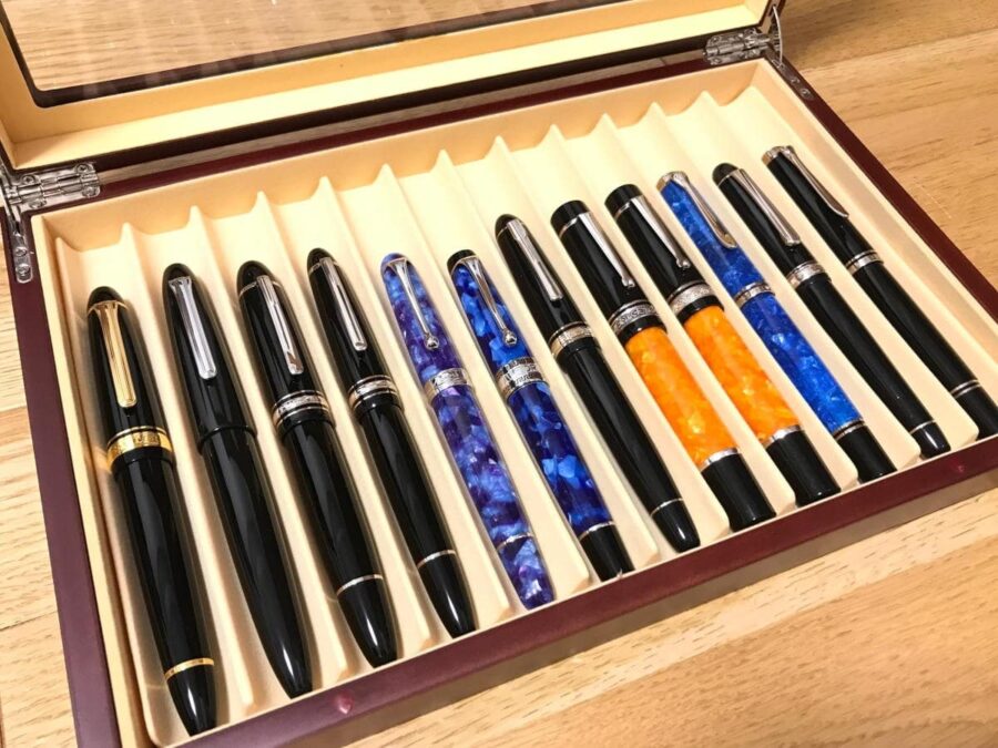 万年筆の収納・保管用｜木製ペンケース 12本用（フタ付き）