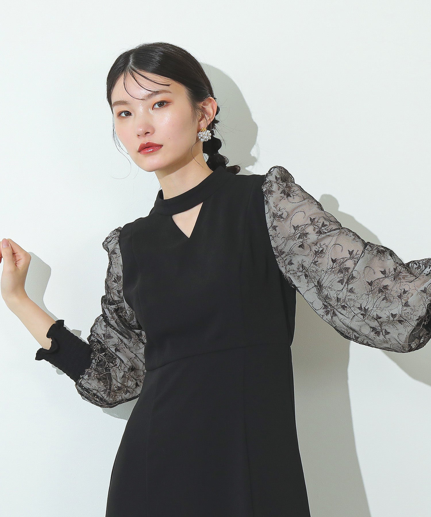 刺繍 シアー トライアングルデザイン ワンピース ドレス