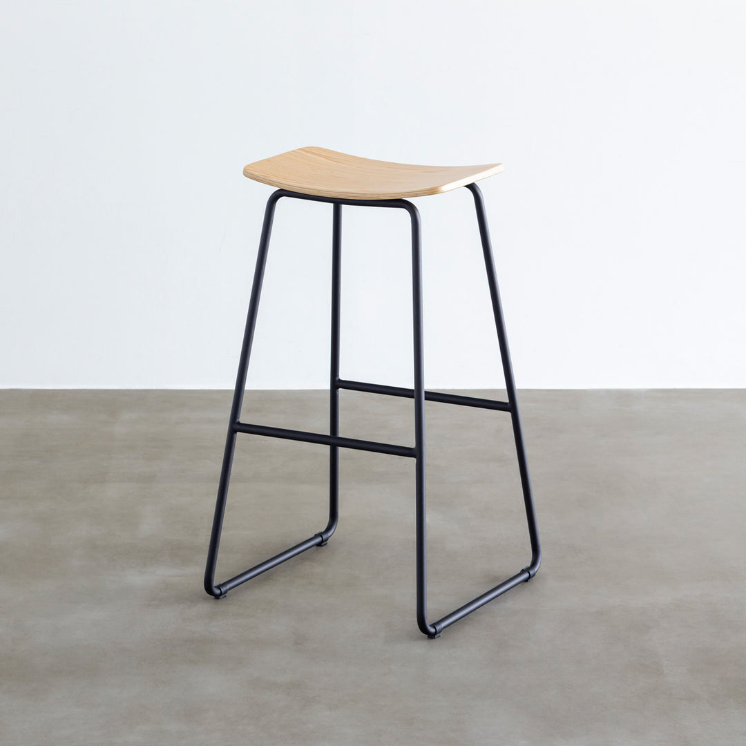 Simple - Curve ハイスツール スチール脚 – KANADEMONO