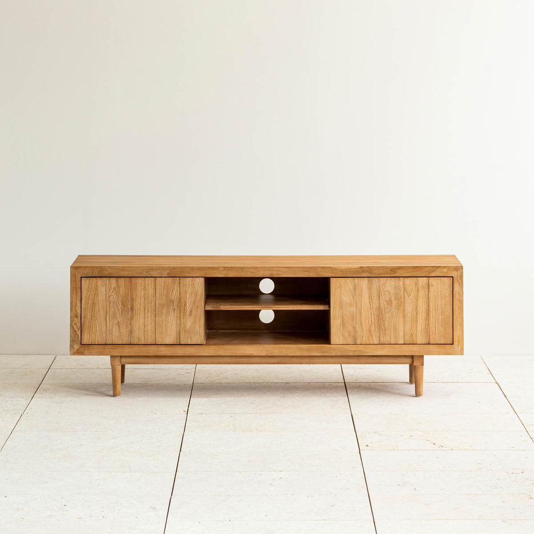 Scandinavian Style チーク無垢材 ナチュラルなサイドボード – KANADEMONO