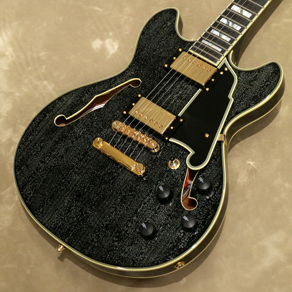 D'Angelico ( ディアンジェリコ ) Excel Mini DC, Black Dog | ギター