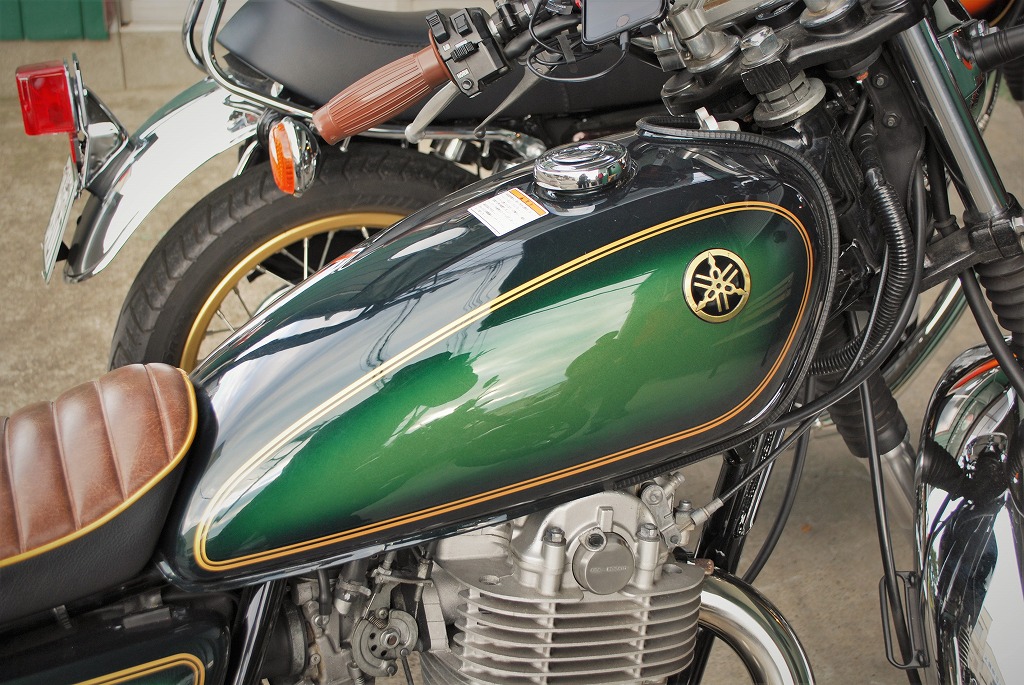 レア希少品SR400 30th 30周年タンクサンバーストグリーン