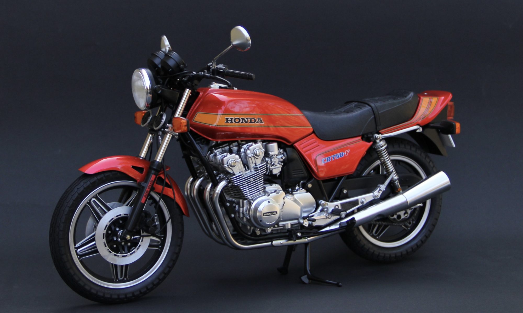 タミヤ 1/6 ホンダ CB750F – 模型製作 かえる工房
