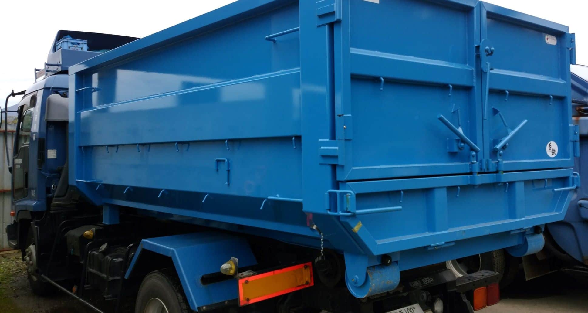 脱着コンテナ専用車