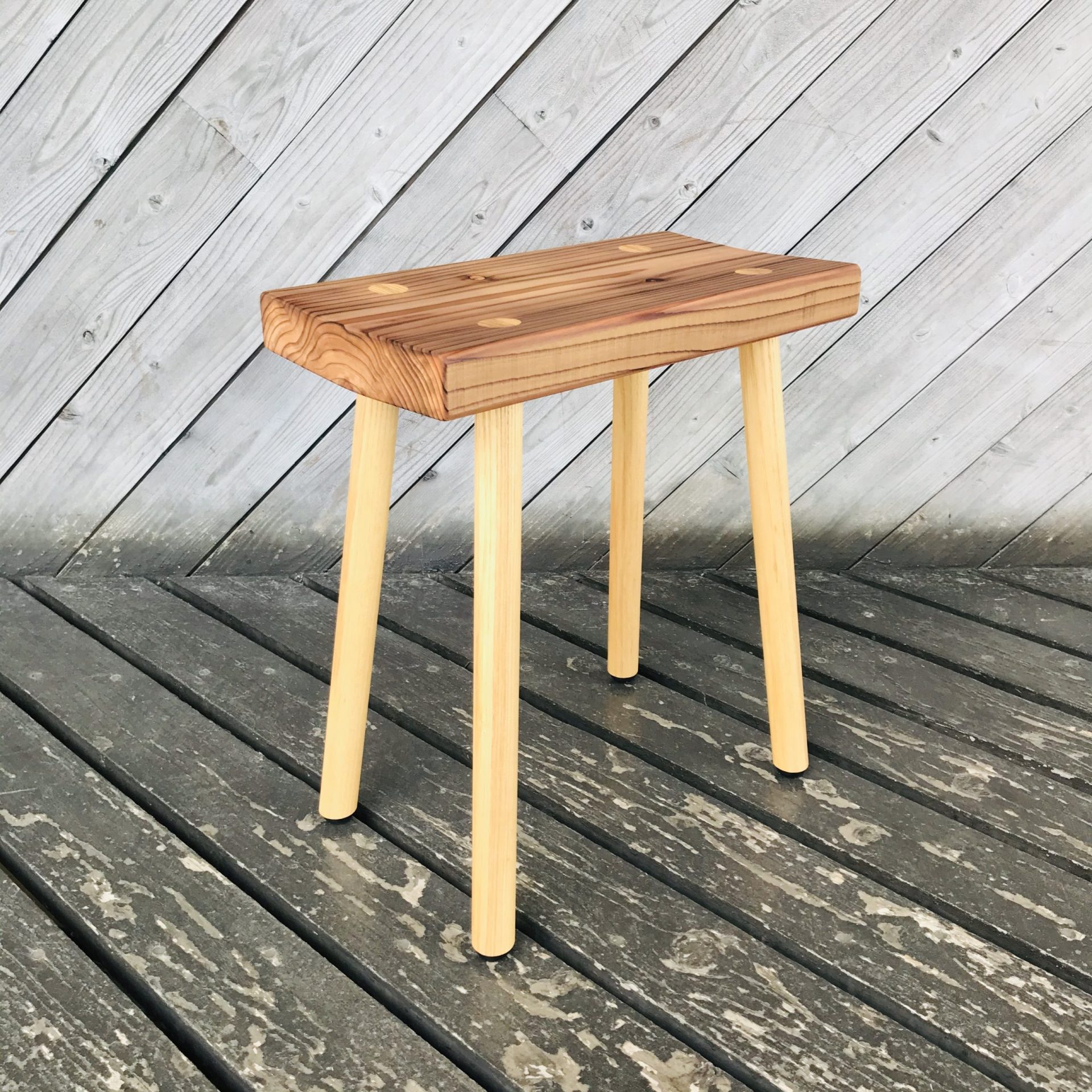 小国杉スツール | 職人手作り | かける木工舎 | 家具工房・熊本・阿蘇