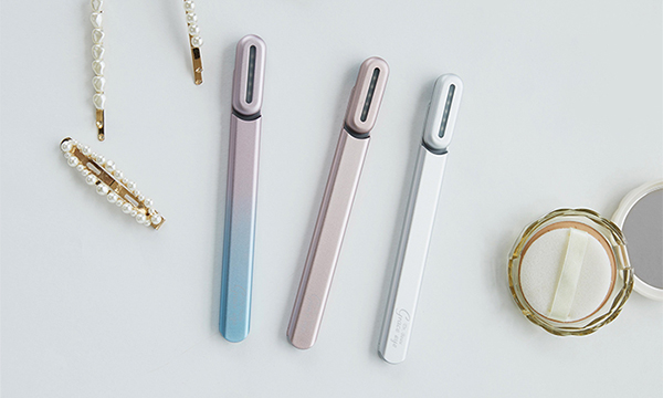 グレースアイは小さいけど優秀な美顔器！スタッフ愛用日記 | KALOS