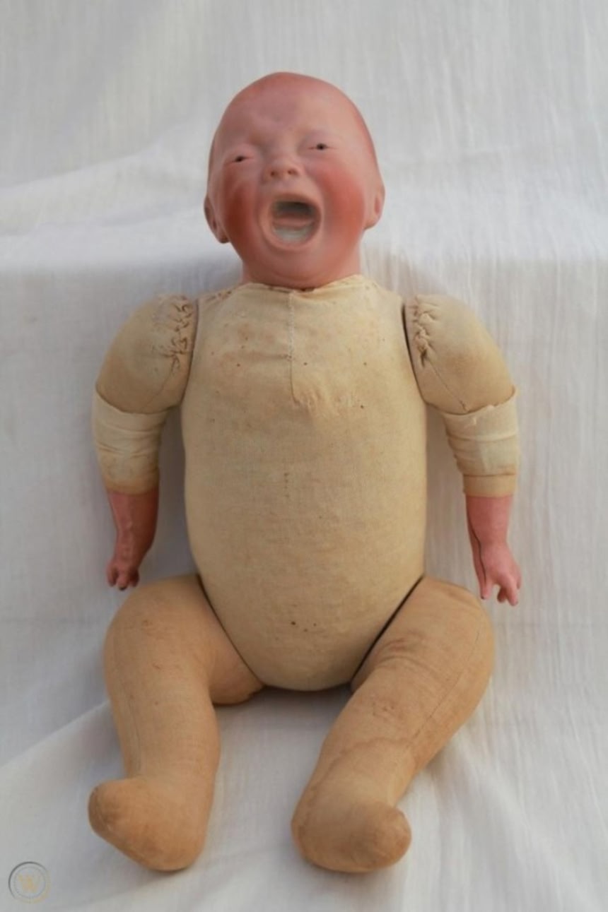 ヨーロッパビンテージゼファースペイン社陶器赤ちゃん人形 おしゃぶり
