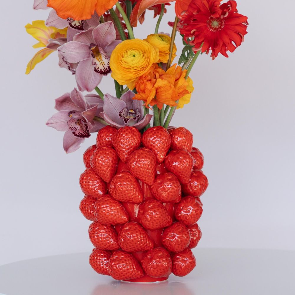 ストロベリーズ レッド 24cm フラワーベース - 花瓶・フラワーベースの