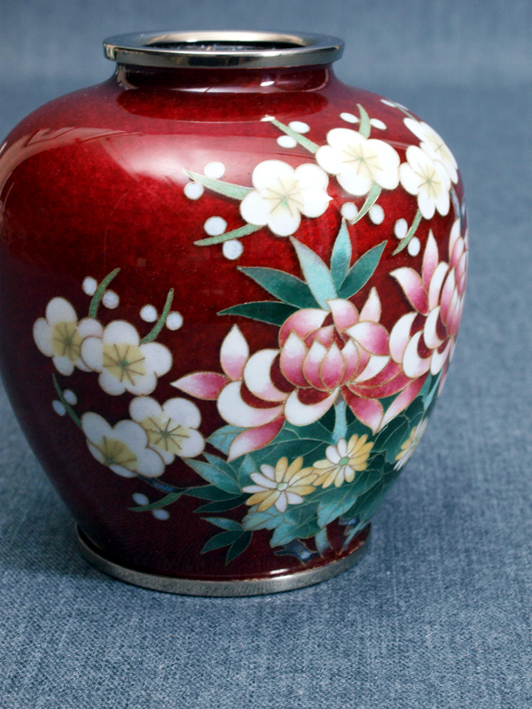 3寸玉形 赤透 四君子 花瓶 | 製品 | 加藤七宝製作所ウェブサイト 【