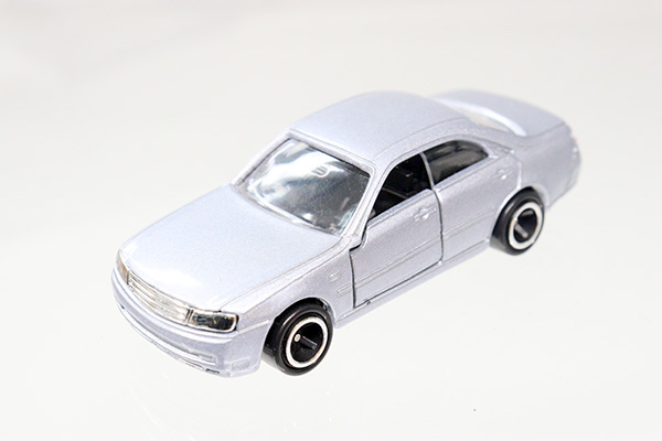 ミニカーショップ ケンボックス トミカギフトばらし 日産グロリア