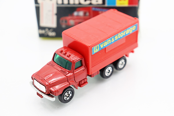 ♢トミカ日本製♦️☆黒箱☆青箱☆赤箱☆♢レア物♦️日産デイーゼル