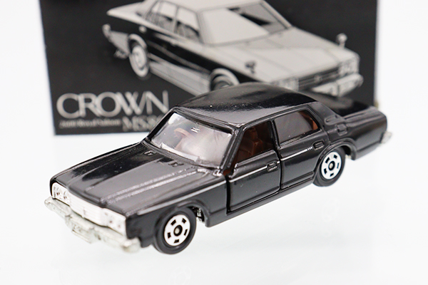 お買い得，2025 トミカ TOYOTA CROWN JMAC 1994 トヨタ クラウン 日本