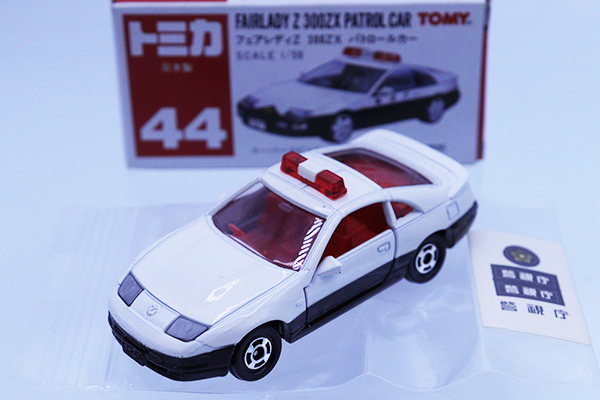 激レア！赤箱トミカ15-4-7 フェアレディZ パトカーライン 激レア！赤箱