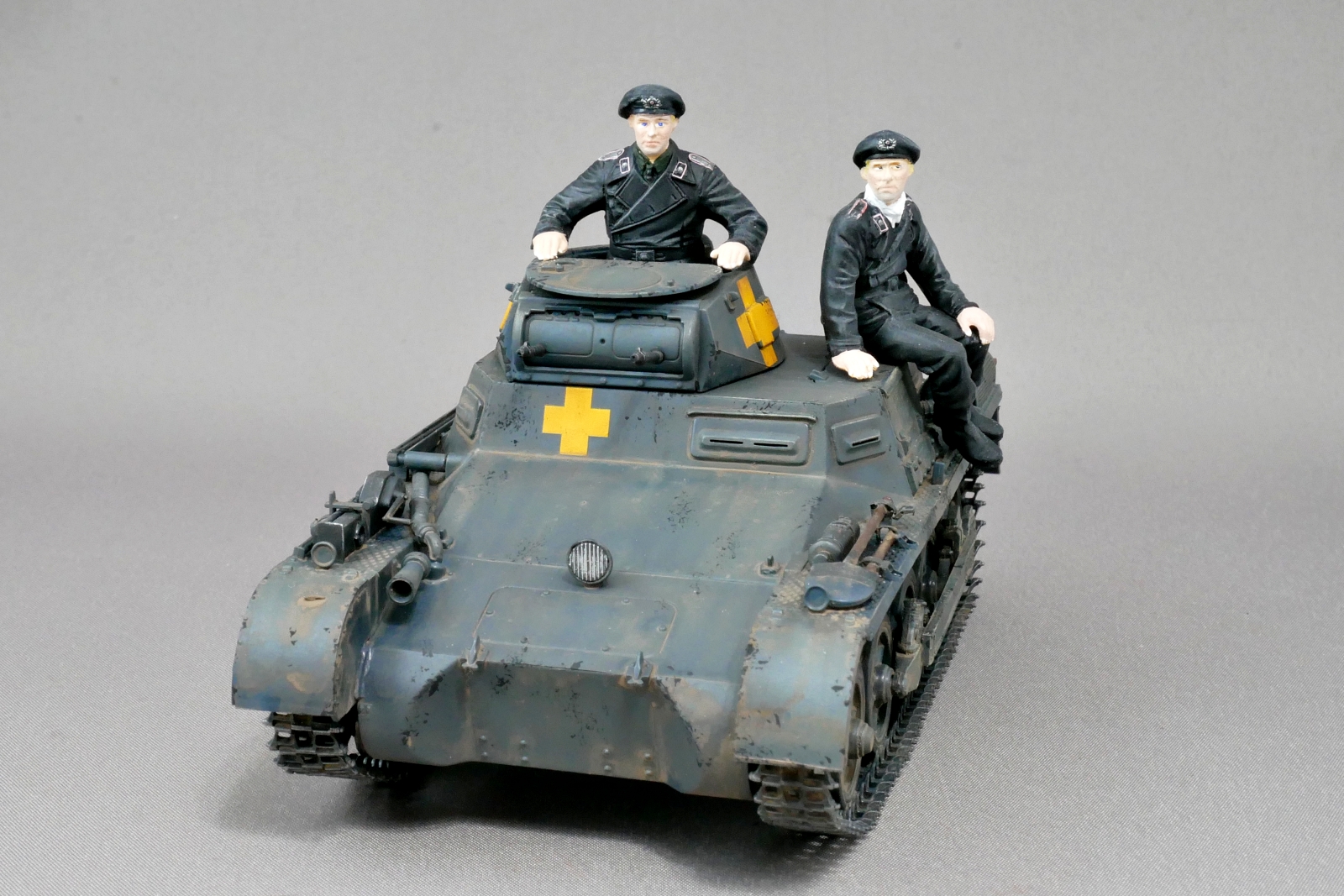 ドイツI号戦車A型 トライスター 1/35 プラモデル製作手順 組立と塗装
