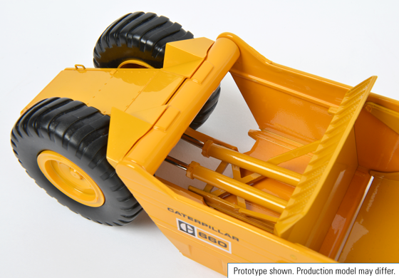 CCM Caterpillar Cat 660 Scraper 1:48