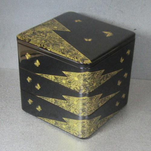 極美品未使用 輪島塗 布着本堅地 二段重 黒漆に極上菊詰 沈金蒔絵 重箱