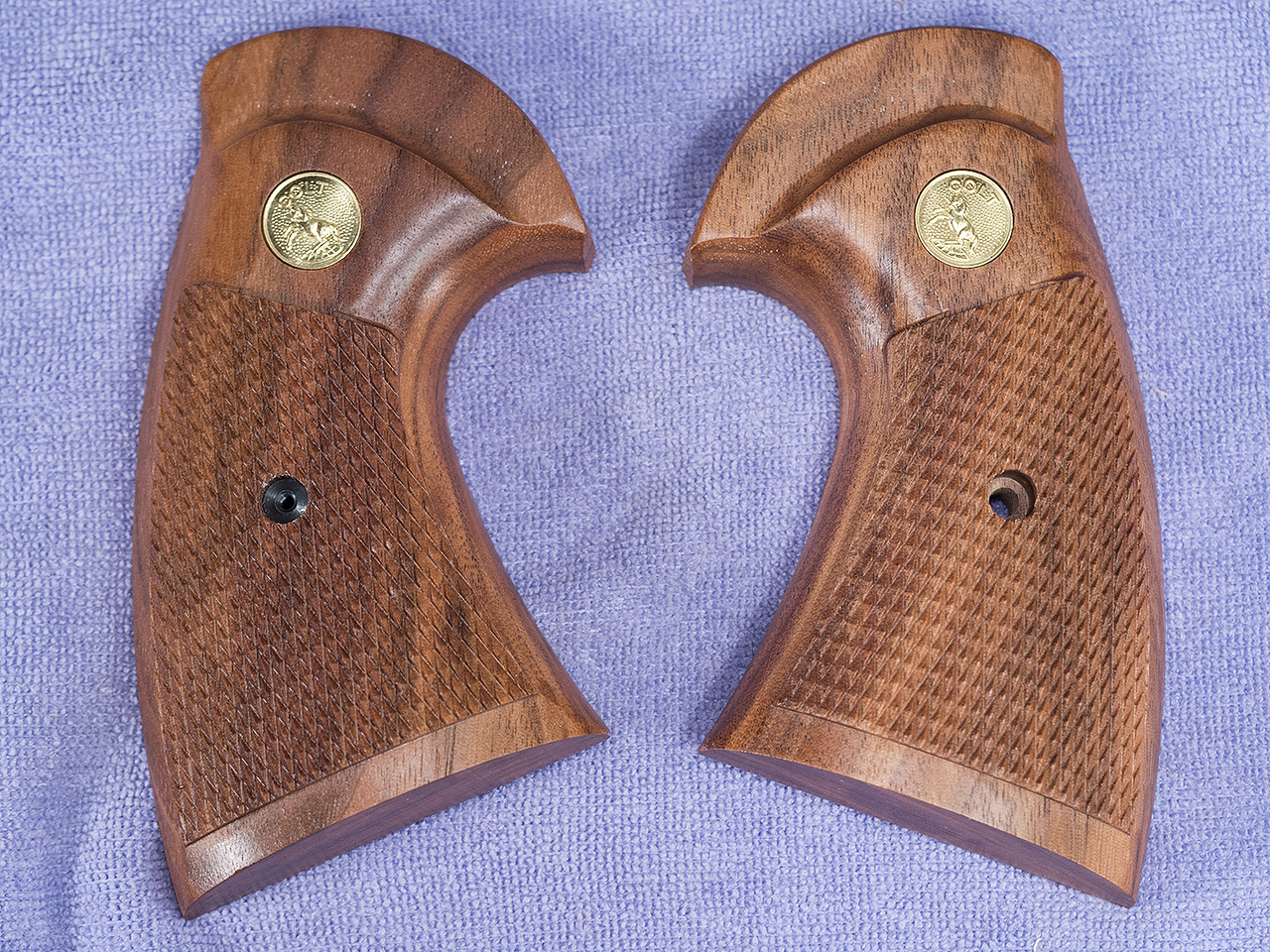 タナカ コルトパイソン 冴羽獠モデル 木製グリップ付 中古 美品 BB弾