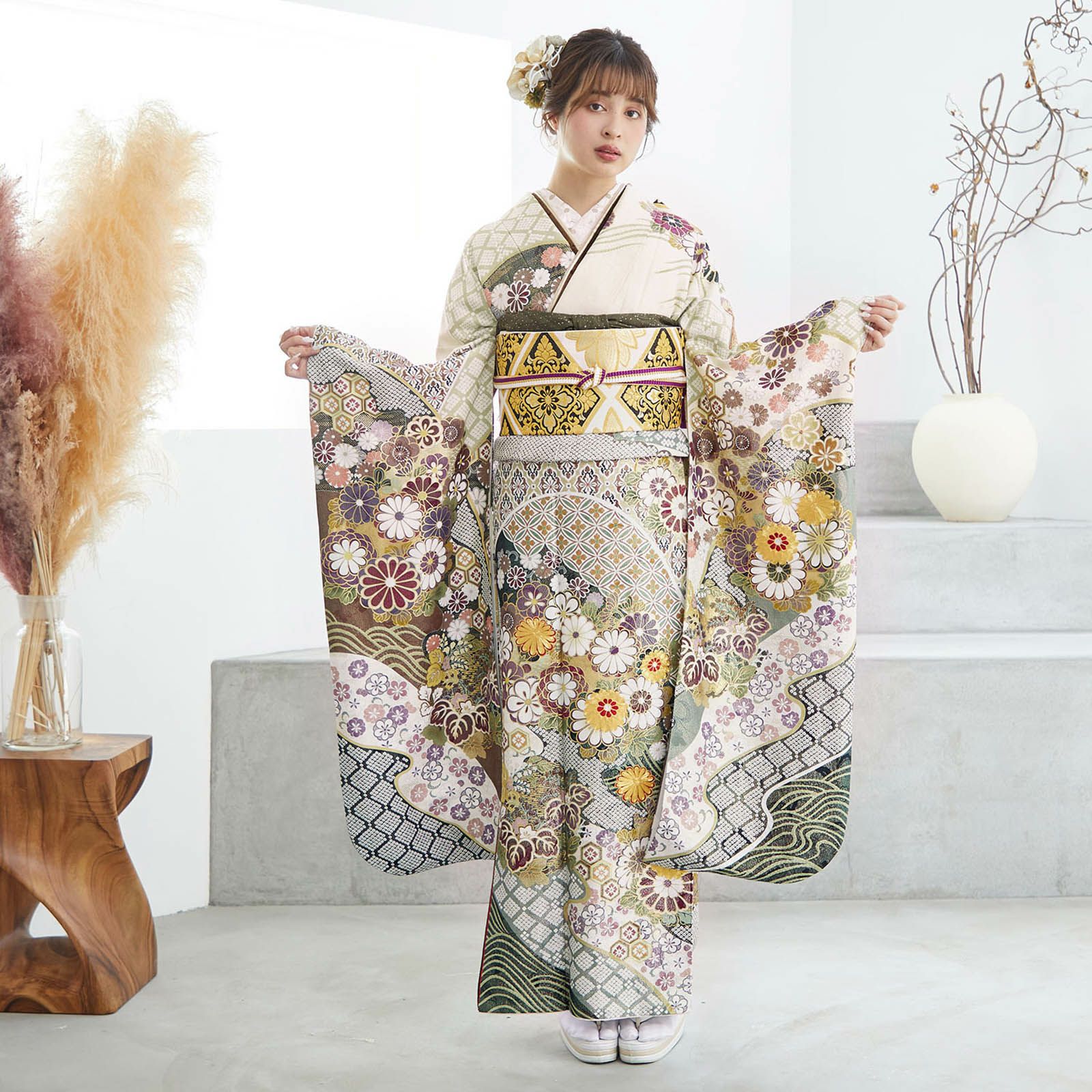 振袖 仮絵羽 正絹 京友禅 刺繍 売れ筋 金駒 金彩 ちりめん 未仕立て品