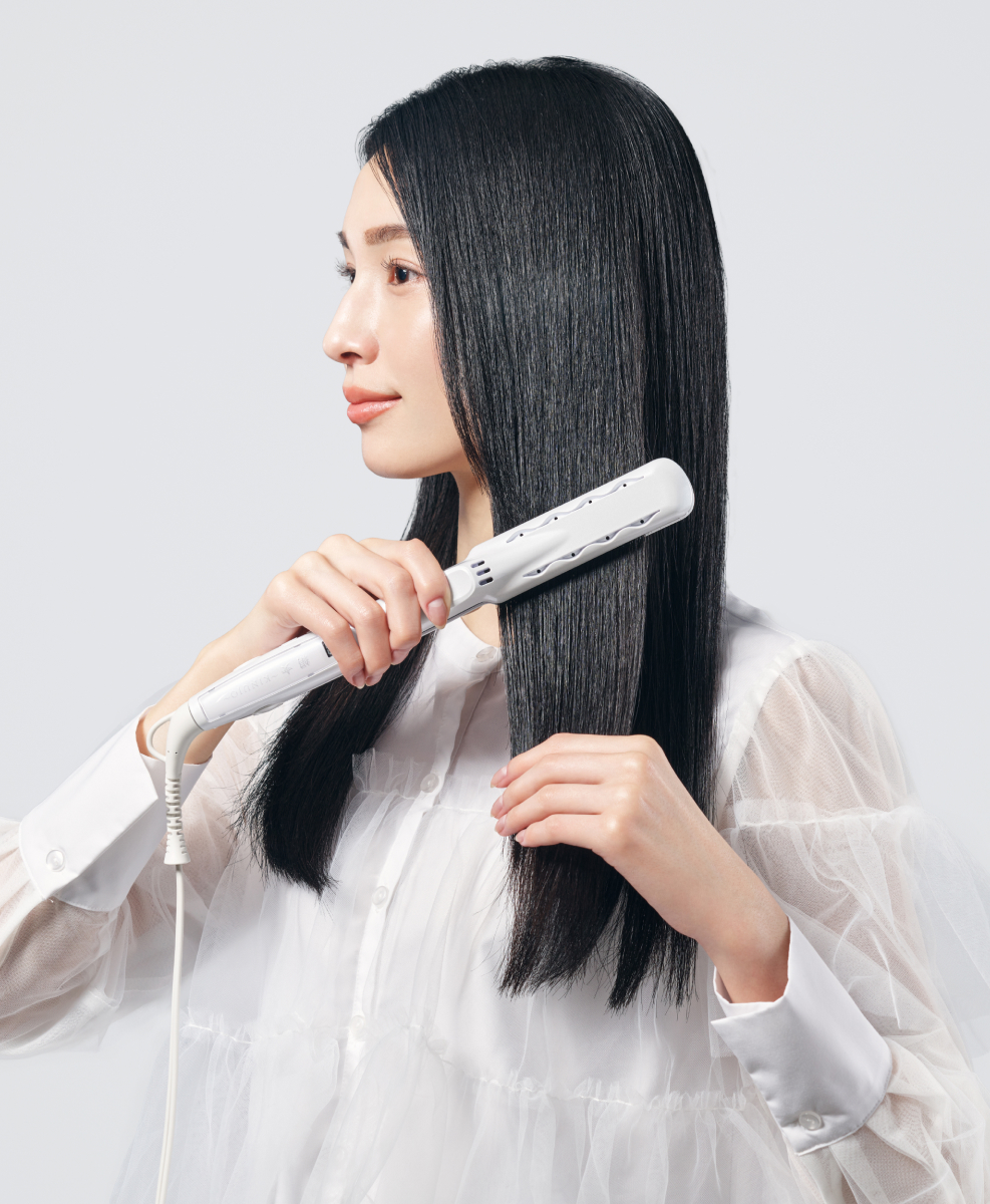 絹女 ～KINUJO～｜うるツヤ髪へ。KINUJOストレートアイロンのフラッグ