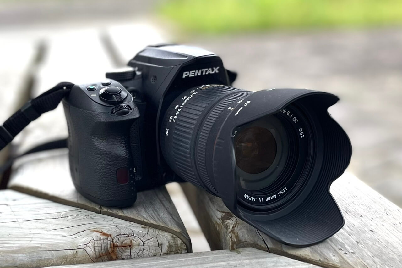 PENTAX K-30に高倍率ズーム SIGMA 18-200mm F3.5-6.3 DCをつけて