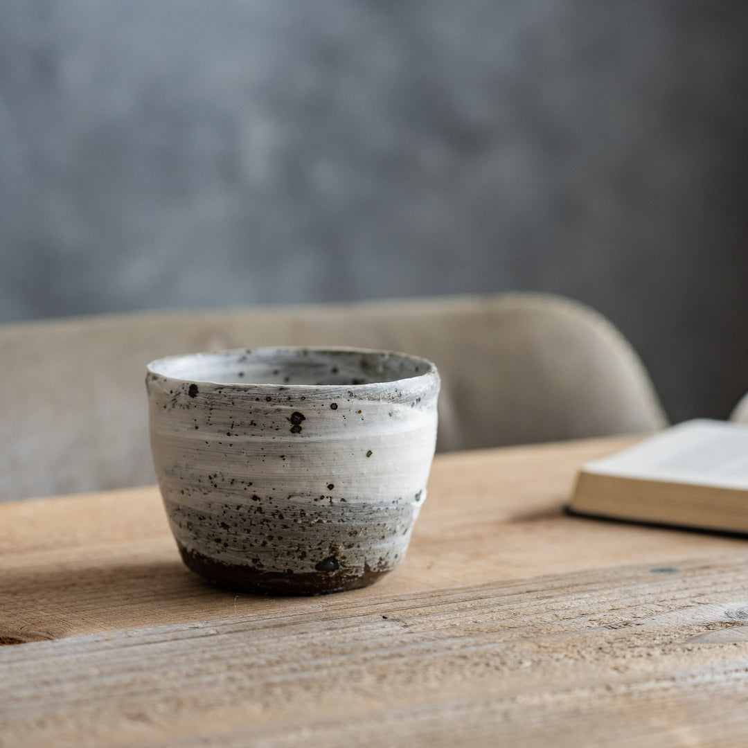 大原拓也］ 湯呑み 刷毛目 – キゴコチ
